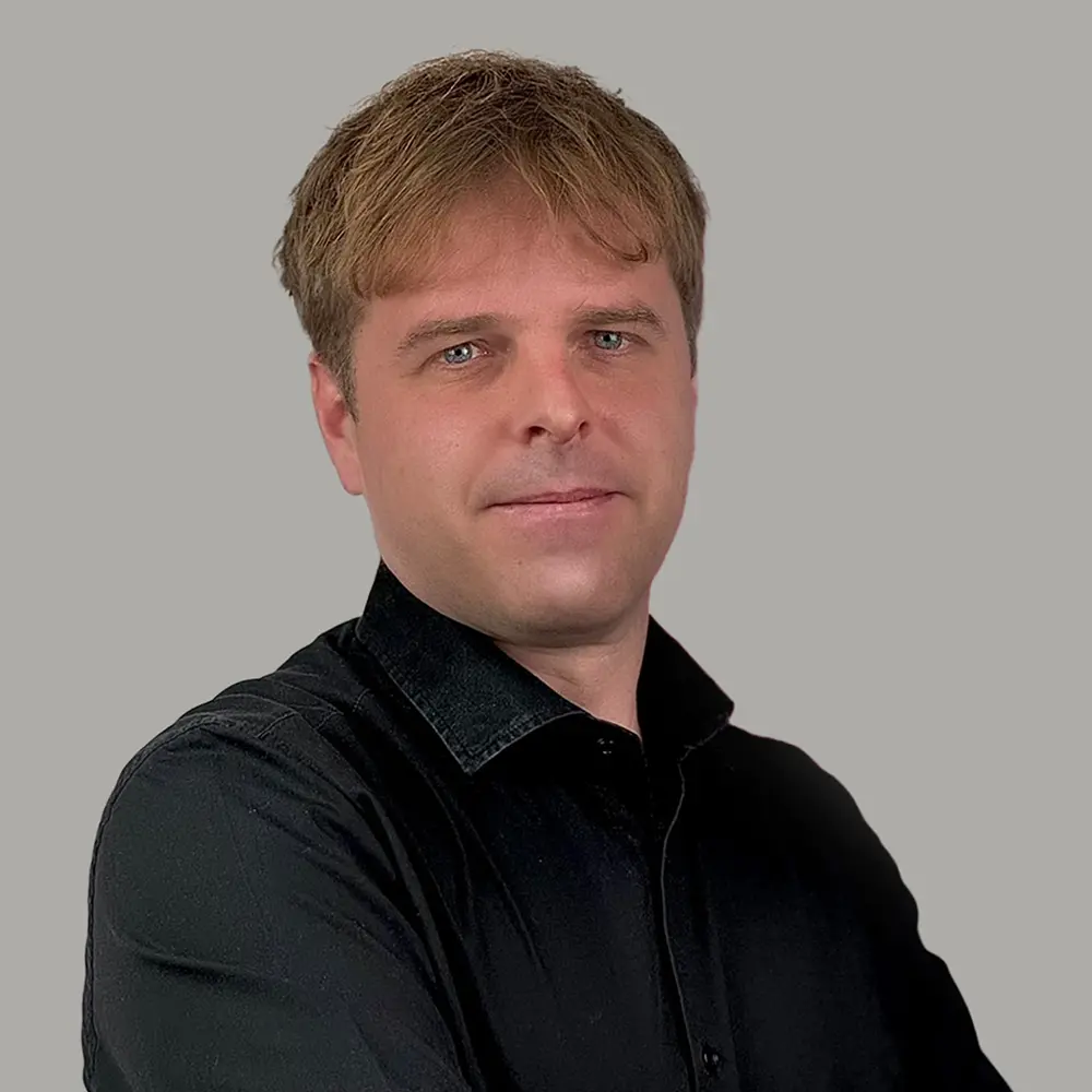 Ljubo Struharik Pr Strumark